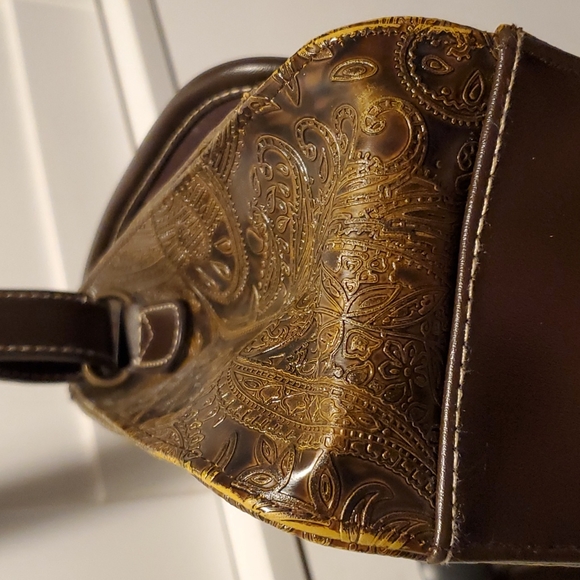 Relic (by Fossil) Shoulder Bag - Picture 5 of 11